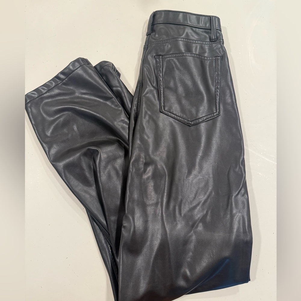 Abercrombie curve love 90s straight ultra high rise 28 Long leather pants